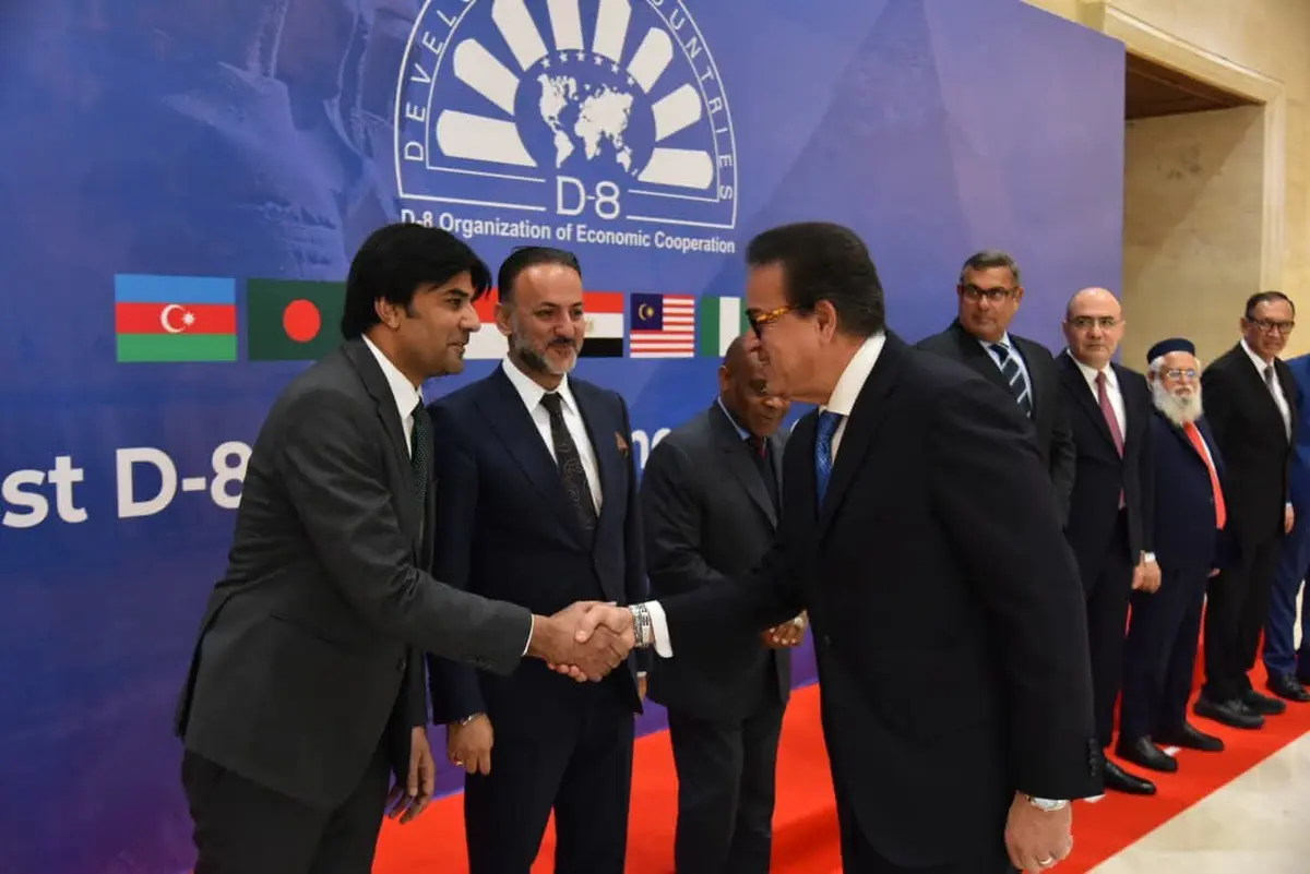 وزير الصحة يترأس الجلسة الختامية للاجتماع الوزاري لصحة الدول الثماني النامية (D-8)