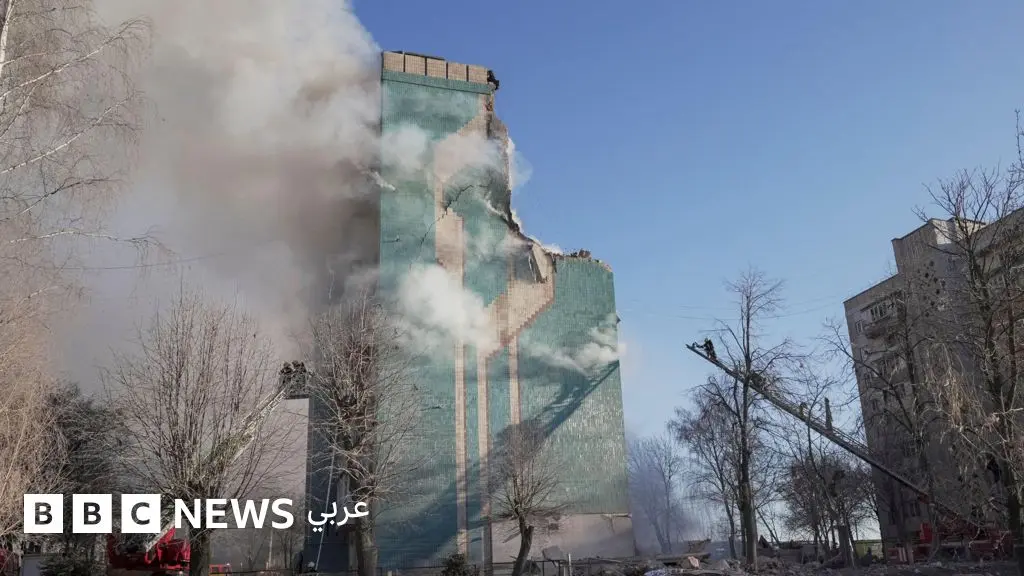 أوكرانيا: 20 قتيلاً على الأقل في إحدى أعنف الضربات الروسية على غربي البلاد