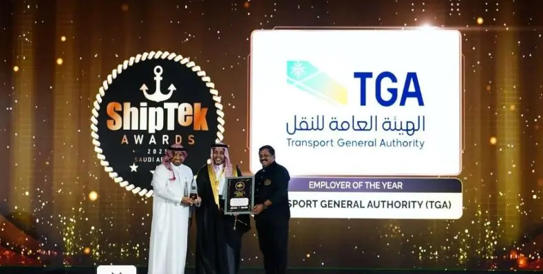 “هيئة النقل” تحقق جائزتين في القطاع البحري خلال مؤتمر “ShipTek”