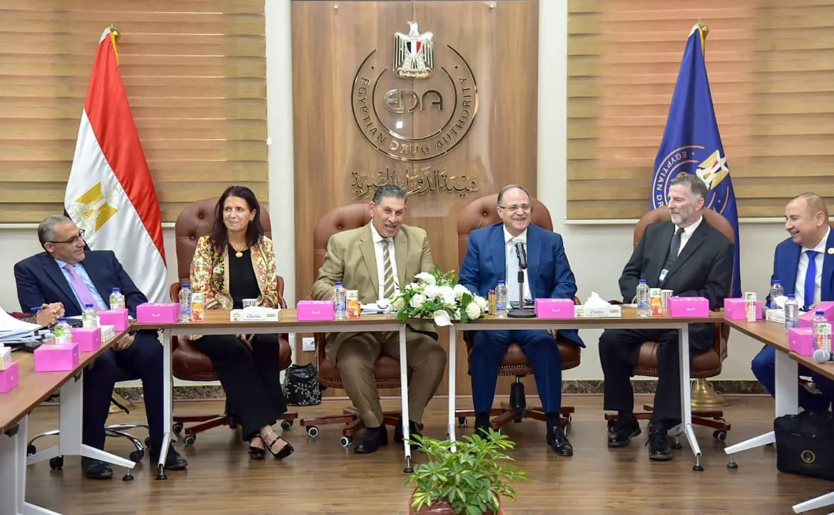 لجنة قطاع الصيدلة تعقد اجتماعها الدوري لمتابعة الملفات الأكاديمية والإدارية بكليات الصيدلة