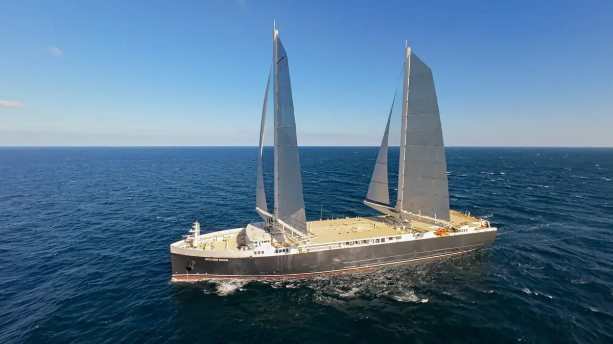 أكبر سفينة شحن في العالم تواجه صعوبات خلال رحلتها الأولى.. خيبة أمل لهدف الانبعاثات - الطاقة