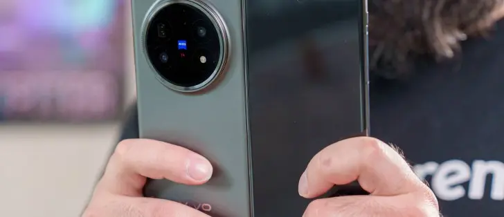 تسريب أول مواصفات Vivo X Fold6 وكشف موعد إصداره المتوقع