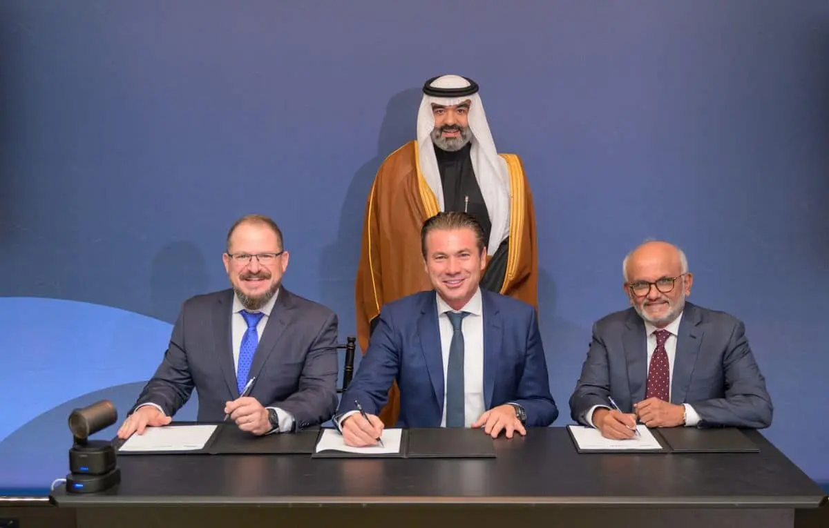 “هيوماين” السعودية تتحالف مع أدوبي وكوالكوم لصياغة ملامح الذكاء الإبداعي العربي.. ماذا يعني ذلك للمستقبل؟