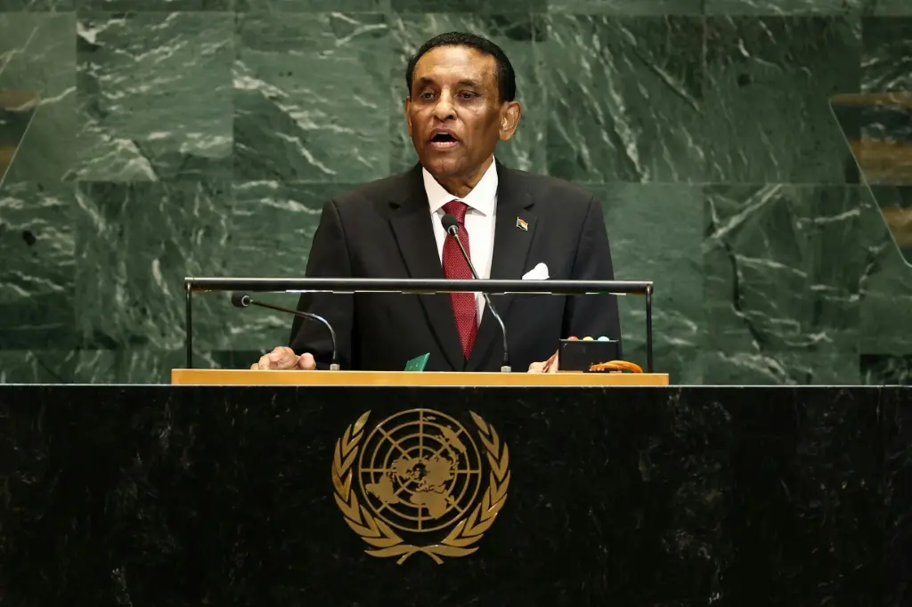 رئيس الوزراء السوداني: مستعدون لانخراط جاد مع الرياض وواشنطن لإحلال السلام