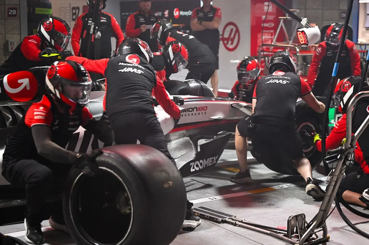 Two-pitstop rule will &ldquo;destroy&rdquo; F1 Qatar GP race &ndash; Ayao Komatsu