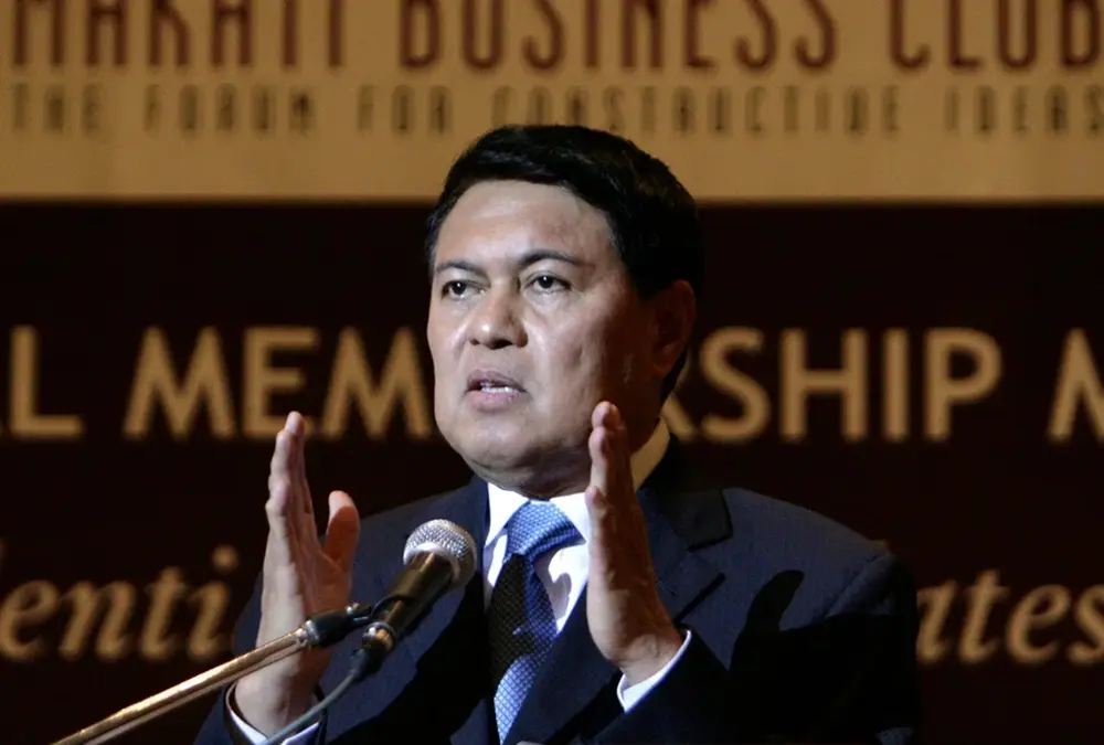 الملياردير الفلبيني مانيول فيلار يخسر 20 مليار دولار خلال ثلاثة أيام.. ما السبب؟