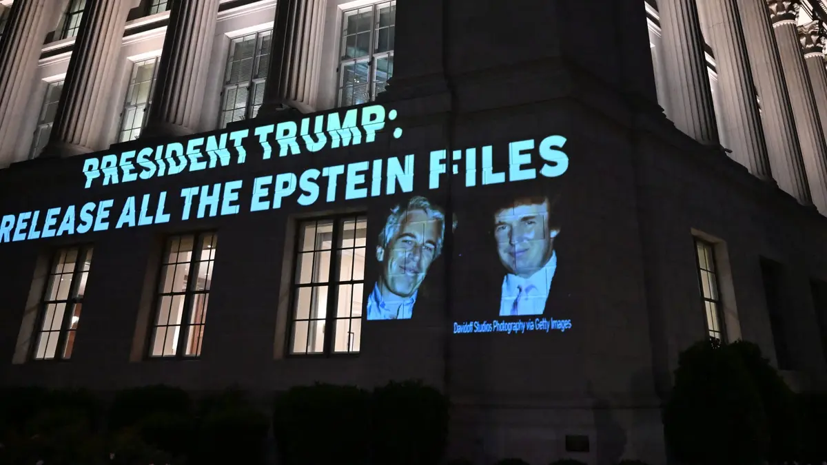 ترامب يعلن منح وزارة العدل "الضوء الأخضر" لنشر ملفات إبستين