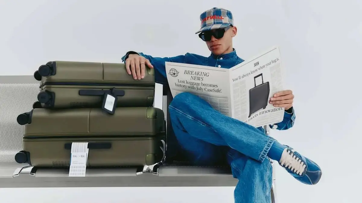 حقائب سفر ذكية مزودة بـ”إير تاغ” مدمجة