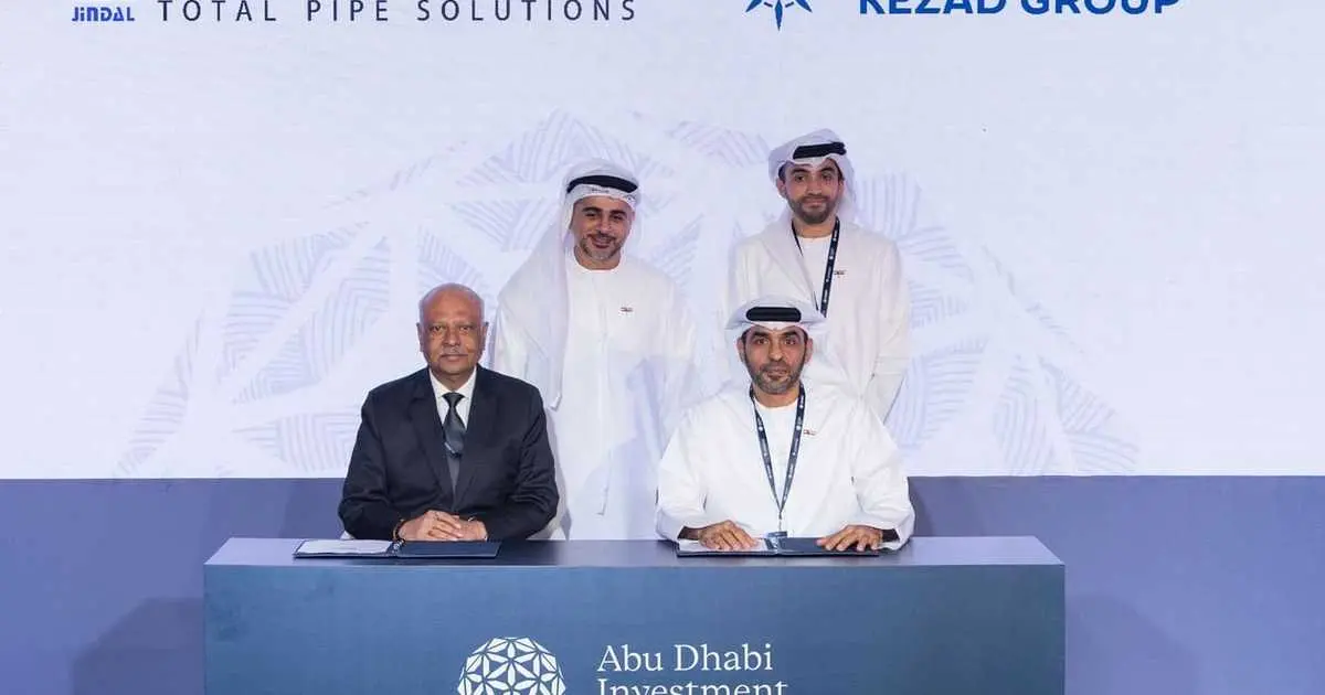 موانئ أبوظبي توقع اتفاقيتي مساطحة مع شركتين هنديتين