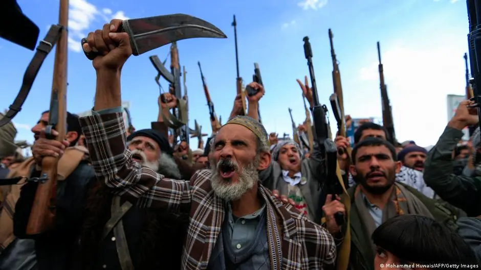 محكمة حوثية تقضي بإعدام 17 شخصا رميا بالرصاص بتهمة التجسس