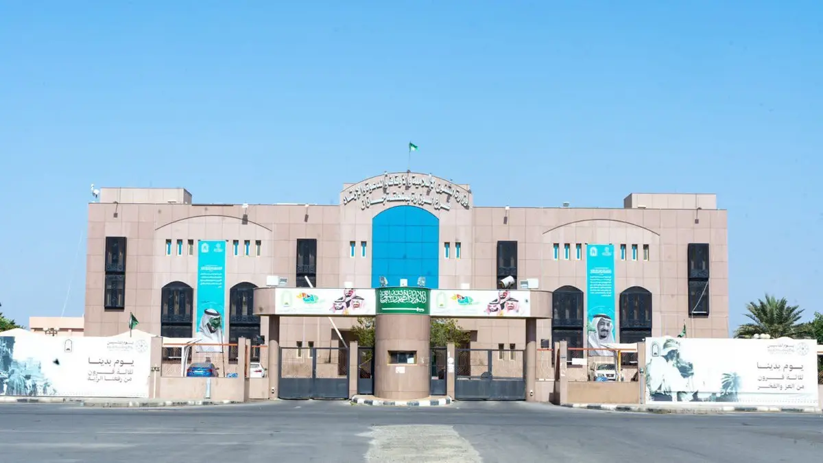 وزير الشؤون الإسلامية يشدد على أهمية تحصين فكر الشباب عالميًا