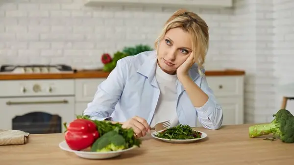 «اضطرابات الأكل» الجسد مرآةٌ لما تخفيه النفس