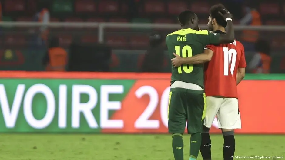 من محمد صلاح إلى بايرن ميونيخ.. ماني يفتح قلبه ويكشف أسراره