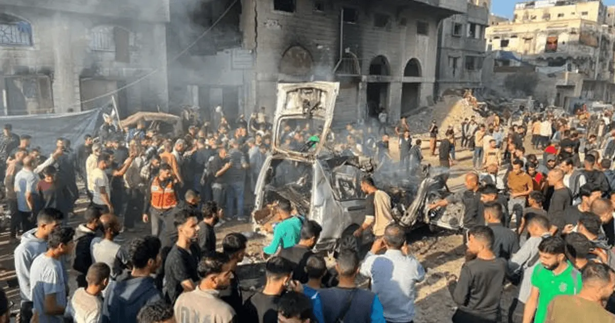 مقتل 4 في غارة إسرائيلية على مركبة بغزة