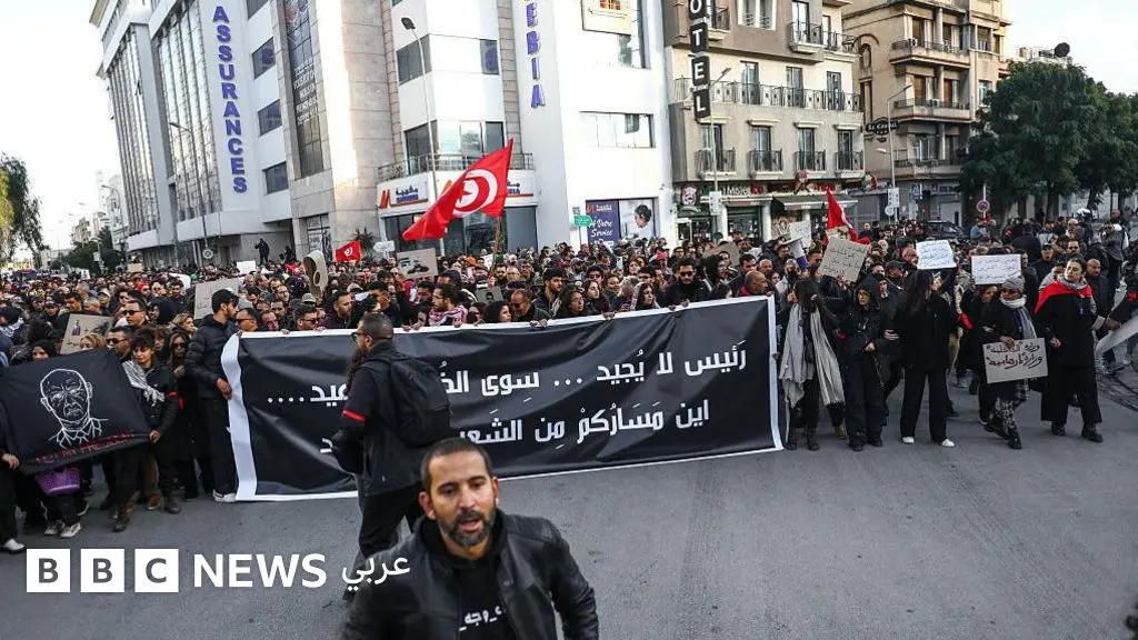 تونس: ما دلالات الإفراج عن عدد من قادة حركة النهضة؟