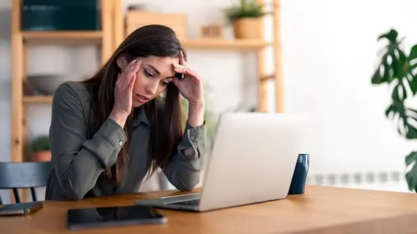 أخطاء يجب تجنّبها.. إذا كنتِ ترغبين في الوقاية من الإرهاق المهني