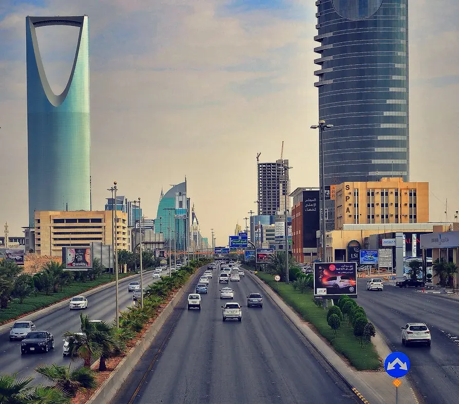 مزاد أراضي طريق الملك فهد.. فرص استثنائية في الرياض عبر «إنفاذ»