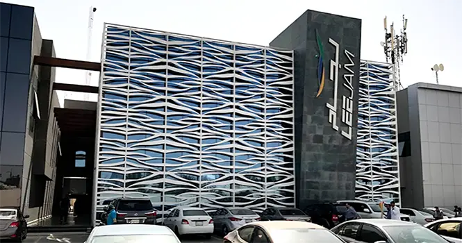 لجام للرياضة تفتتح مركزاً جديداً للسيدات في الرياض