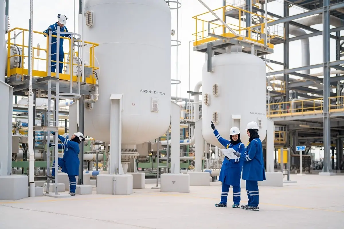 مصير مشروعات بتروفاك الإمارات بعد تعثر الشركة عالميًا - الطاقة