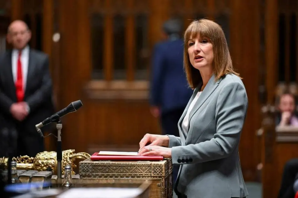 ما الضرائب المعرضة للارتفاع في الموازنة البريطانية المرتقبة؟