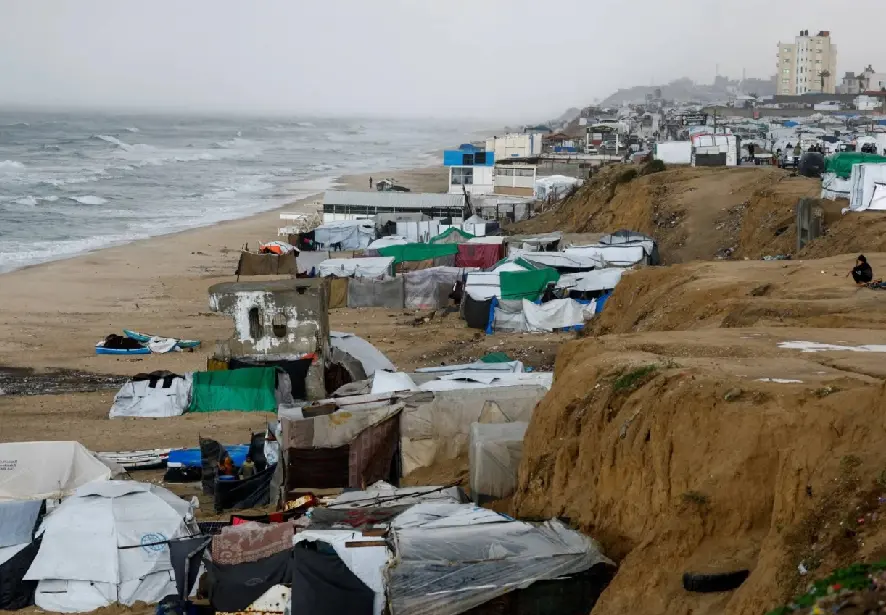 خطة واشنطن لإيواء النازحين: حل موقت لإدارة الأزمة أم مناورة لشراء الوقت؟