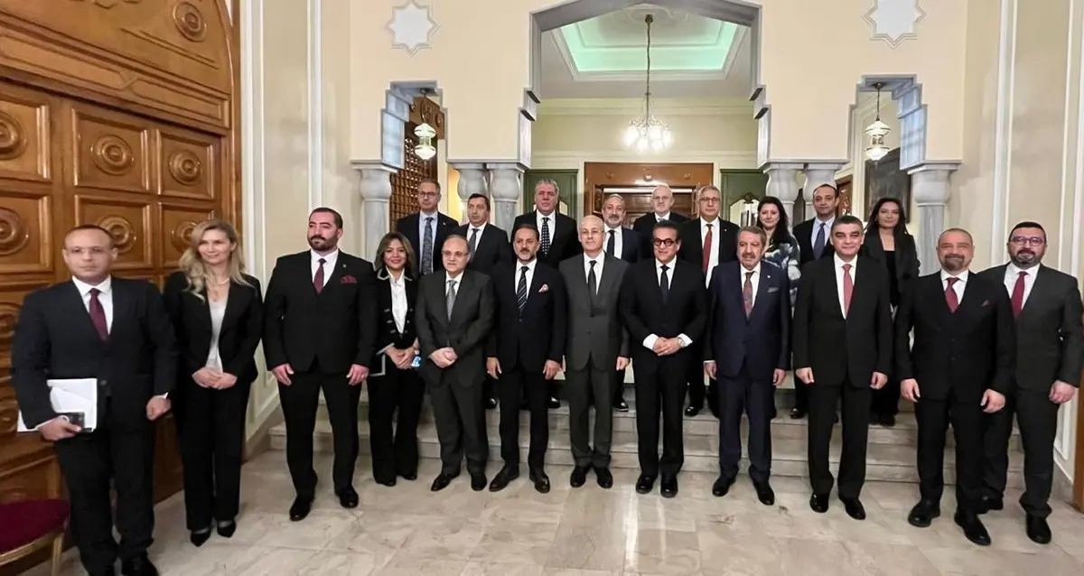 رئيس هيئة الدواء المصرية يشارك في المؤتمر الطبي العالمي الـ11 بتركيا لتعزيز قطاع الدواء