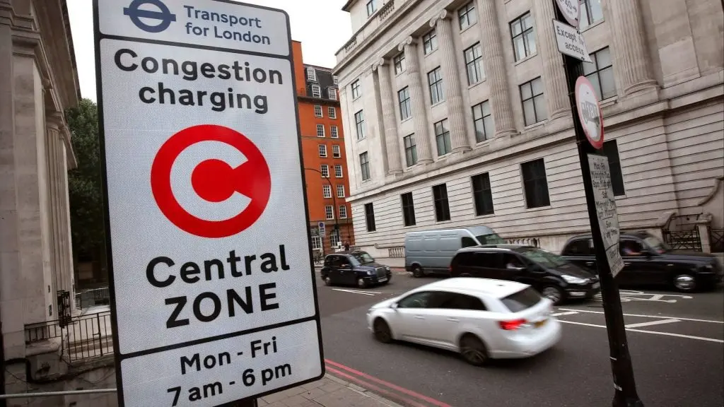 رسوم تنتظر السيارات الكهربائية في بريطانيا.. العودة إلى مركبات البنزين ممهدة - الطاقة