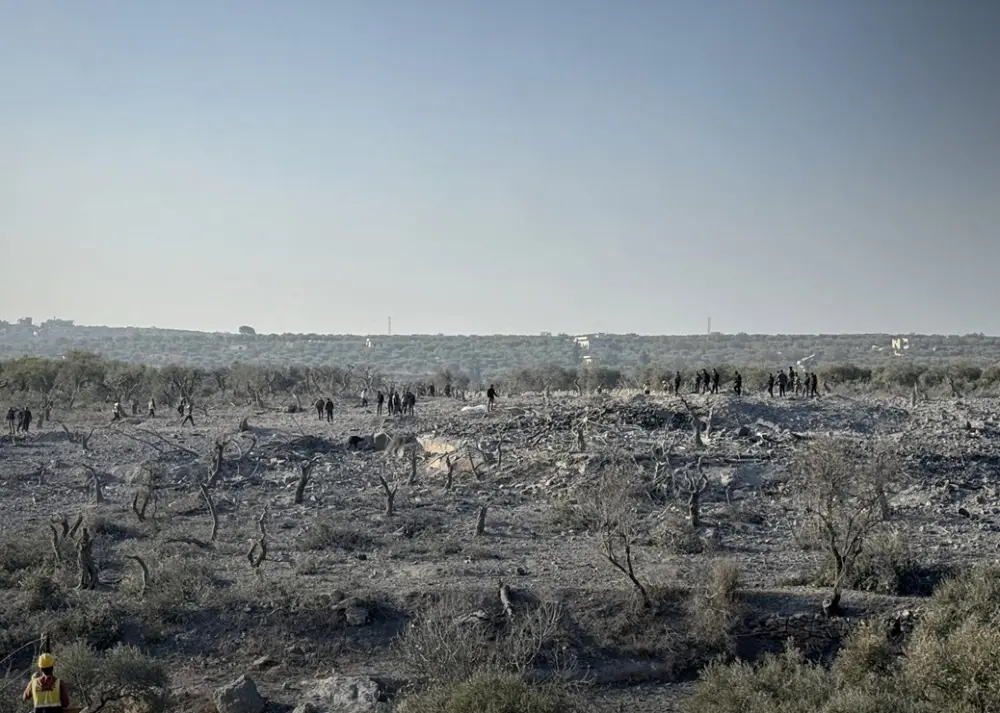 مقتل 5 مدنيين بانفجار مستودع ذخيرة قرب كفر تخاريم شمالي إدلب