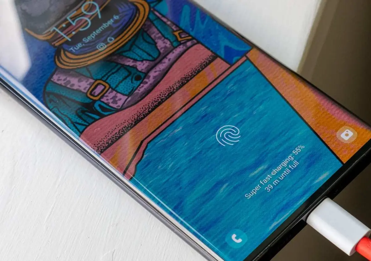 تسريبات One UI 8.5 تكشف عن قدوم Super Fast Charging 3.0 بقدرة 60 واط