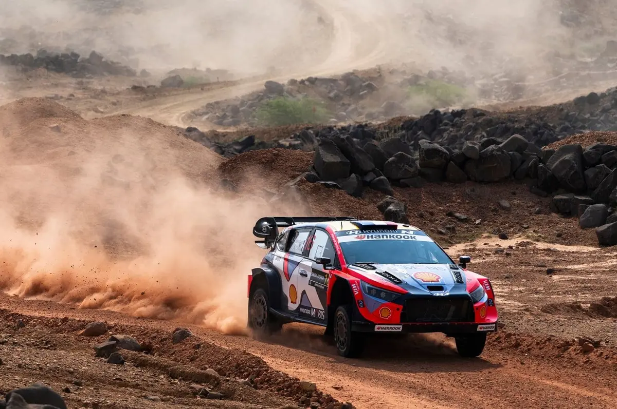 WRC Saudi Arabia: Adrien Fourmaux leads, Elfyn Evans loses ground in title fight to Sebastien Ogier