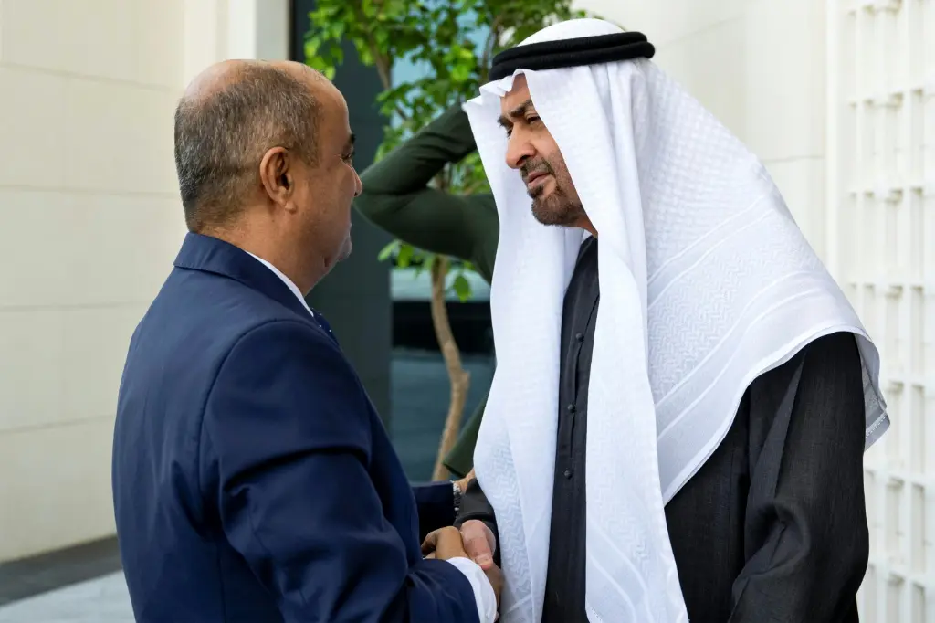 أبوظبي تتعهد باستثمار مليار دولار في قطاع الطاقة المنهك في اليمن