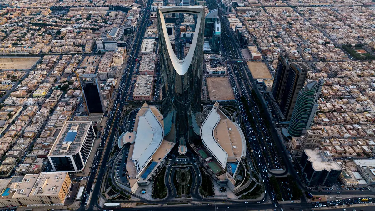 إيرادات شركات الاتصالات السعودية تلامس 21 مليار دولار خلال 2025