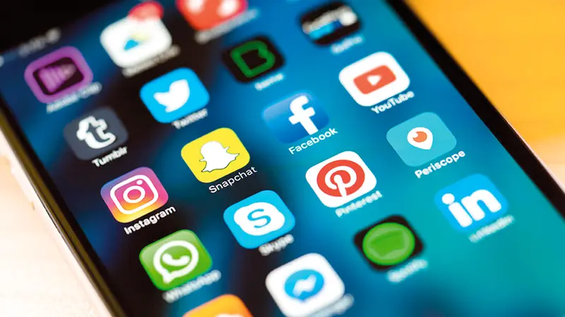 ماليزيا تعتزم حظر وسائل التواصل لمَن هم دون 16 عاماً