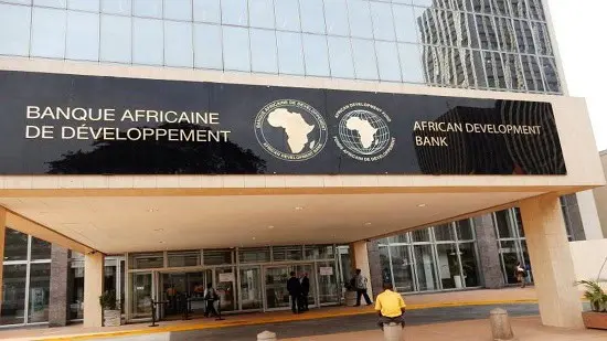 البنك الأفريقي للتنمية يمنح نيجيريا قرضًا بقيمة 500 مليون دولار