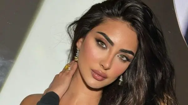 أسرار الجمال مع نهاية العام.. روتين النجمات لبشرة نضرة ومشرقة