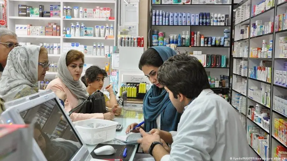 أزمة الأدوية بإيران ـ العقوبات تثقل كاهل السكان وليس النخبة