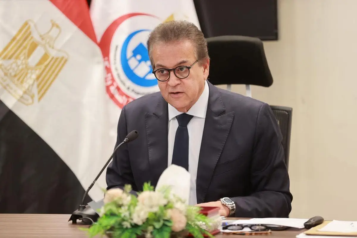 وزير الصحة يرفض فرض رسوم كشف على مرضى نفقة الدولة والتأمين بمستشفى جوستاف روسي مصر