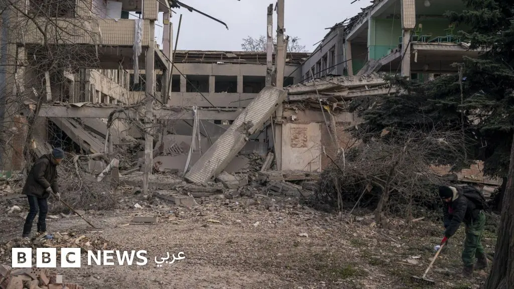 روسيا وأوكرانيا: "موسكو تسعى لمحو كييف، والحرب لن تتوقف دون ضمانات أمنية حقيقية" - مقال للقائد العام السابق لأوكرانيا