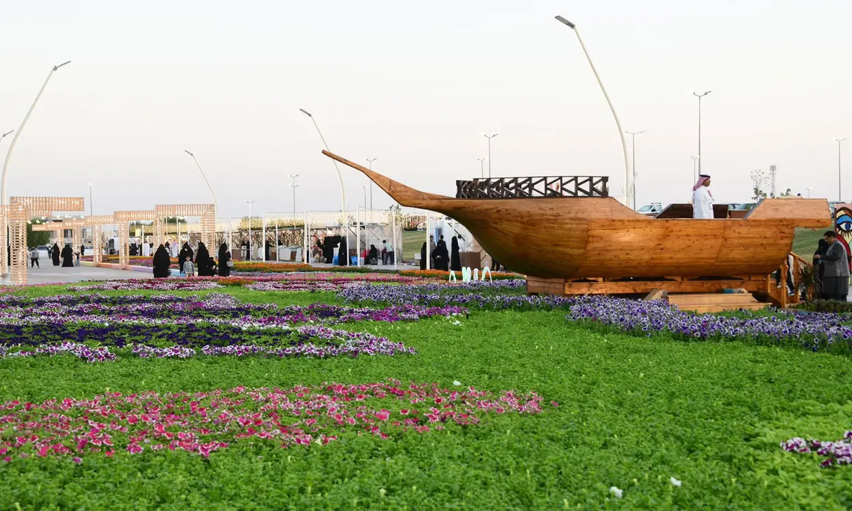 مهرجان حياة الورد بالقصيم يفتح أبوابه بفرص عمل وفعاليات متنوعة