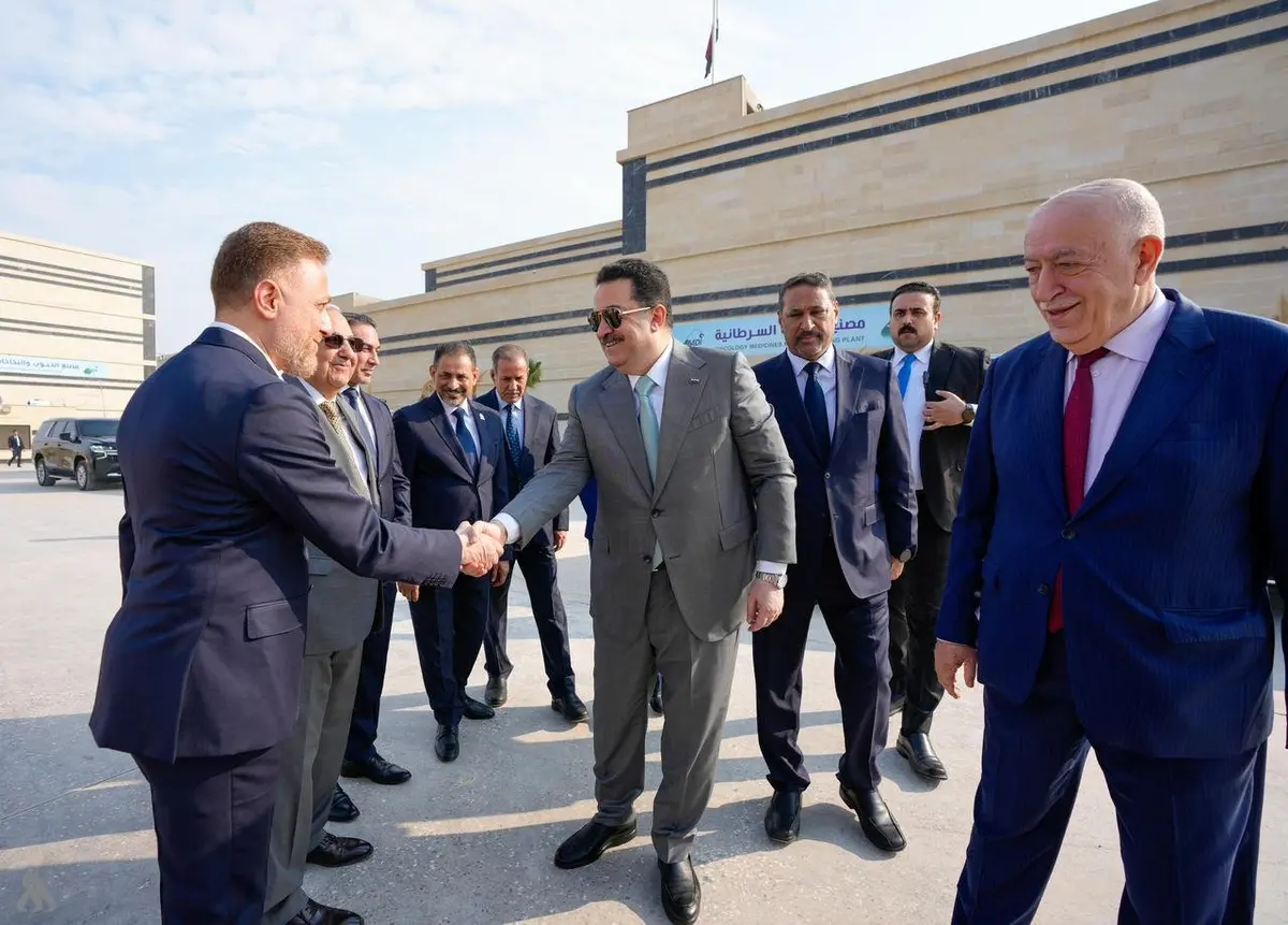 رئيس الوزراء: هناك خطط مدروسة لبدء مرحلة تصدير الأدوية الى الخارج