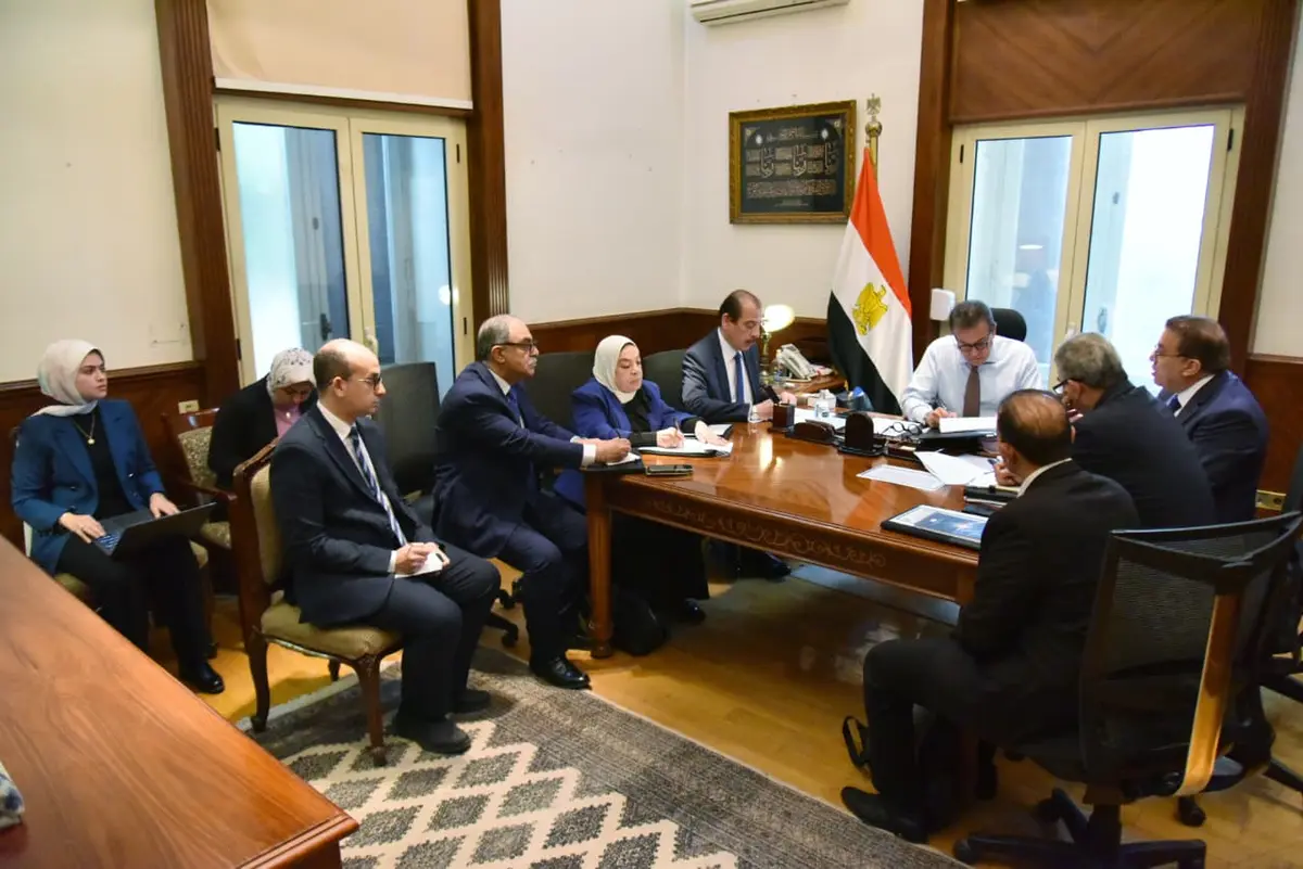 وزير الصحة يستعرض مع مدينة اللقاحات آخر تطورات المشروع الاستراتيجي