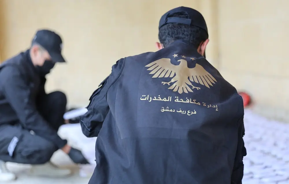 ضبط أكثر من 300 كفّ حشيش و200 ألف حبة كبتاغون في ريف دمشق