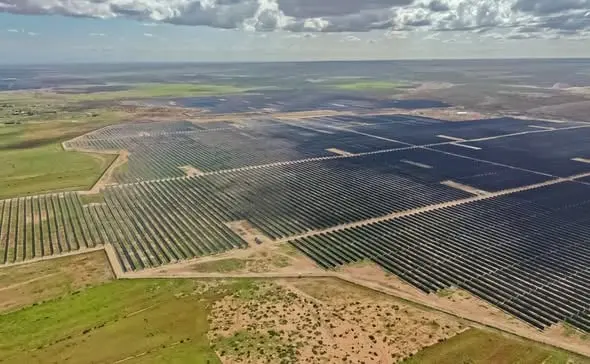 3 محطات طاقة شمسية تدعم المغرب بـ202 ميغاواط - الطاقة