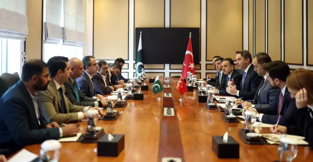 تركيا تبرم اتفاقيات نفط وغاز لتطوير 5 حقول في باكستان - الطاقة