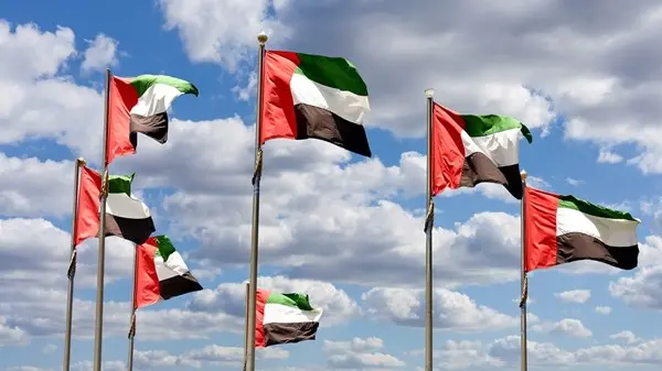 الاحتفالات مستمرة.. بطريقتهم الخاصة النجوم يحتفلون بعيد الاتحاد الـ54