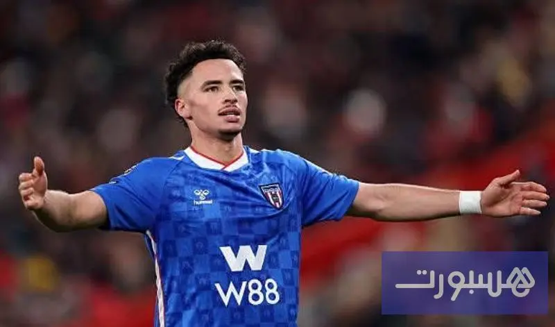 الطالبي يواصل التألق في "البريمير ليغ" ويسجل ثاني أهدافه أمام ليفربول
