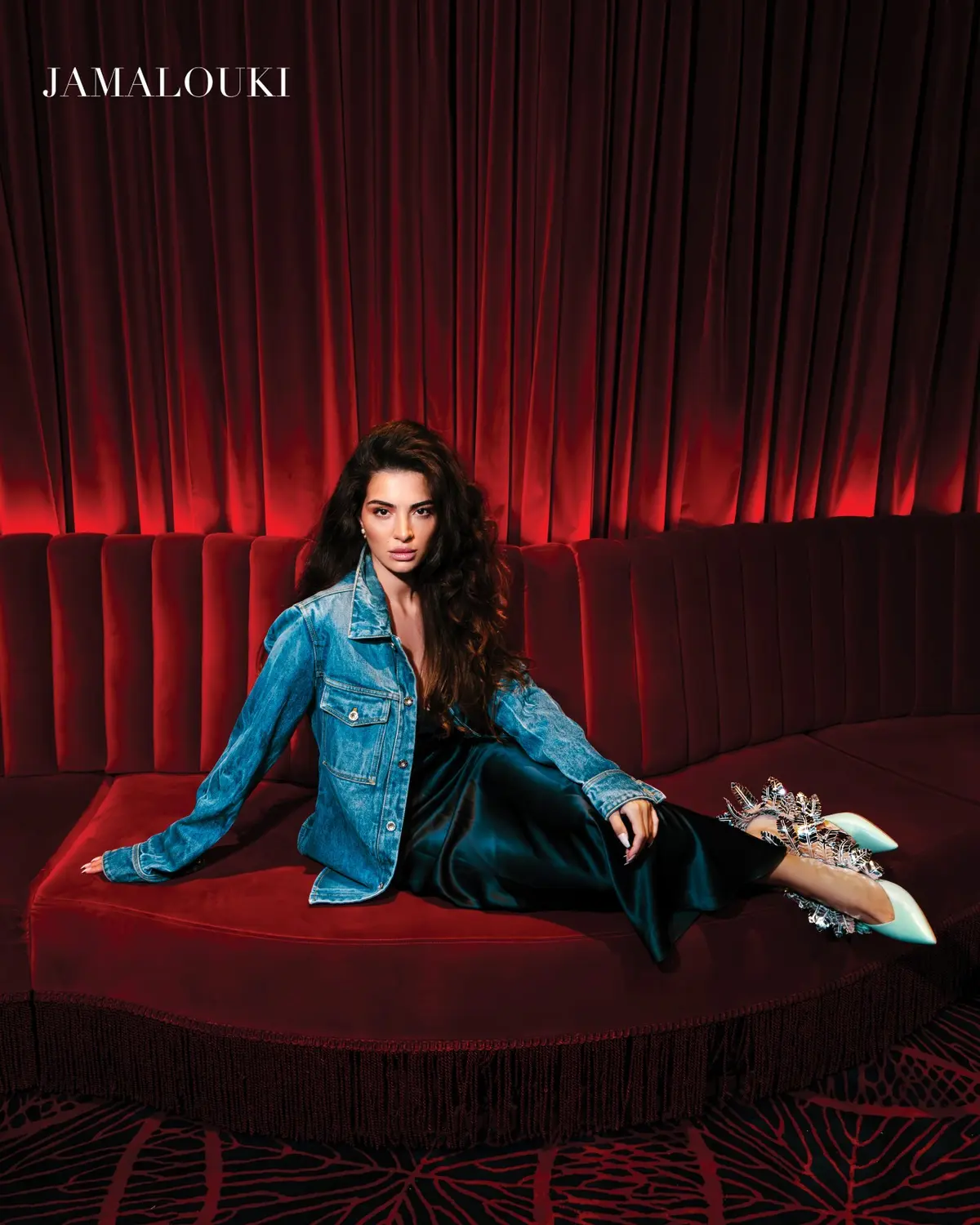 Melisa Aslı Yazıcı... حضور يجمع بين القوّة والرقّة في جلسة تصوير خاصة