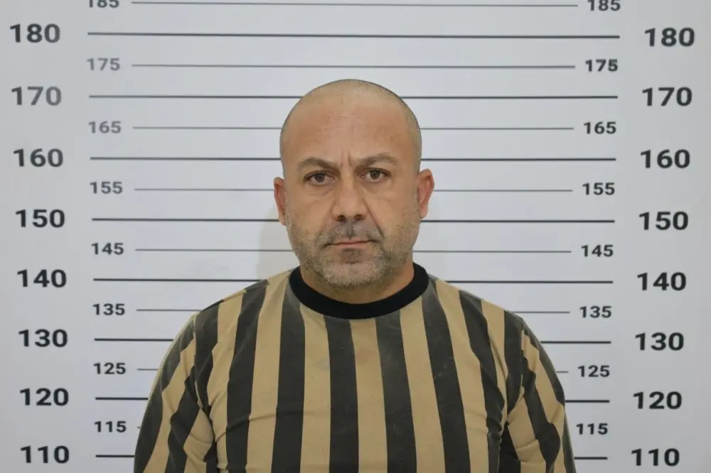 الأمن الداخلي في جبلة يلقي القبض على متورّط بجرائم حرب