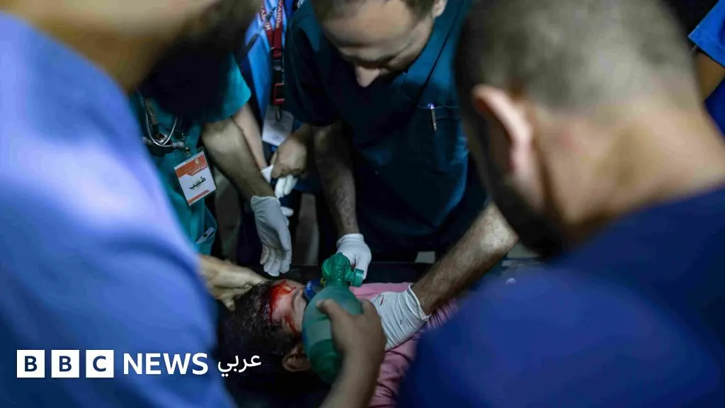 مقتل 5 فلسطينيين على الأقل وإصابة آخرين، في غارة إسرائيلية على جنوب قطاع غزة.