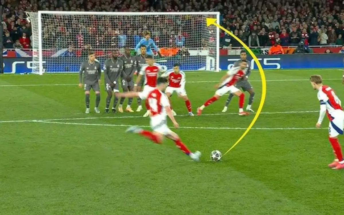 مقصية رونالدو وركلة حرة مذهلة من ميسي.. أفضل أهداف كرة القدم في 2025 (فيديو)